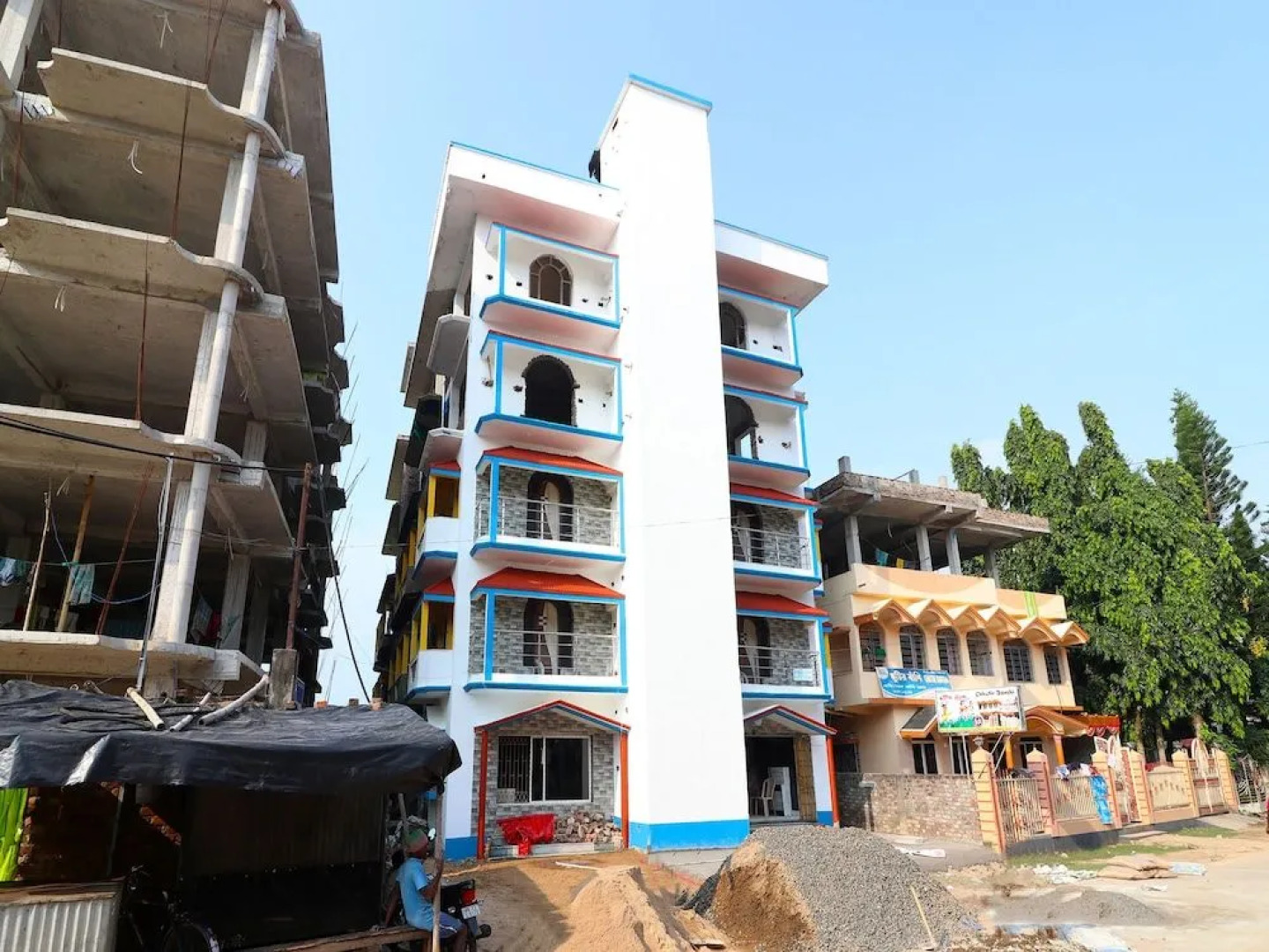 OYO 18666 Annapurna Plaza