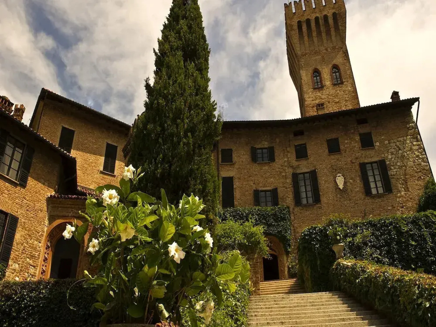 Deluxe Apartment in S. Maria Della Versa With Pool