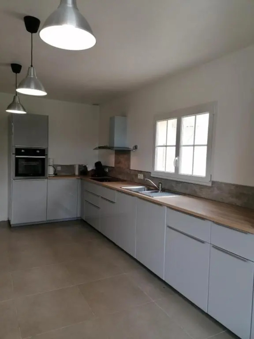 Maison Avec 2 Logements Independants