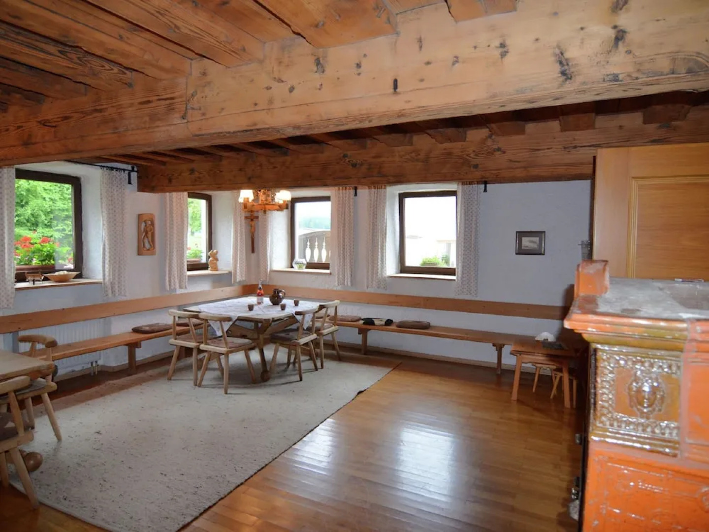 Magnific Holiday Home in Perlesreut Near Forest