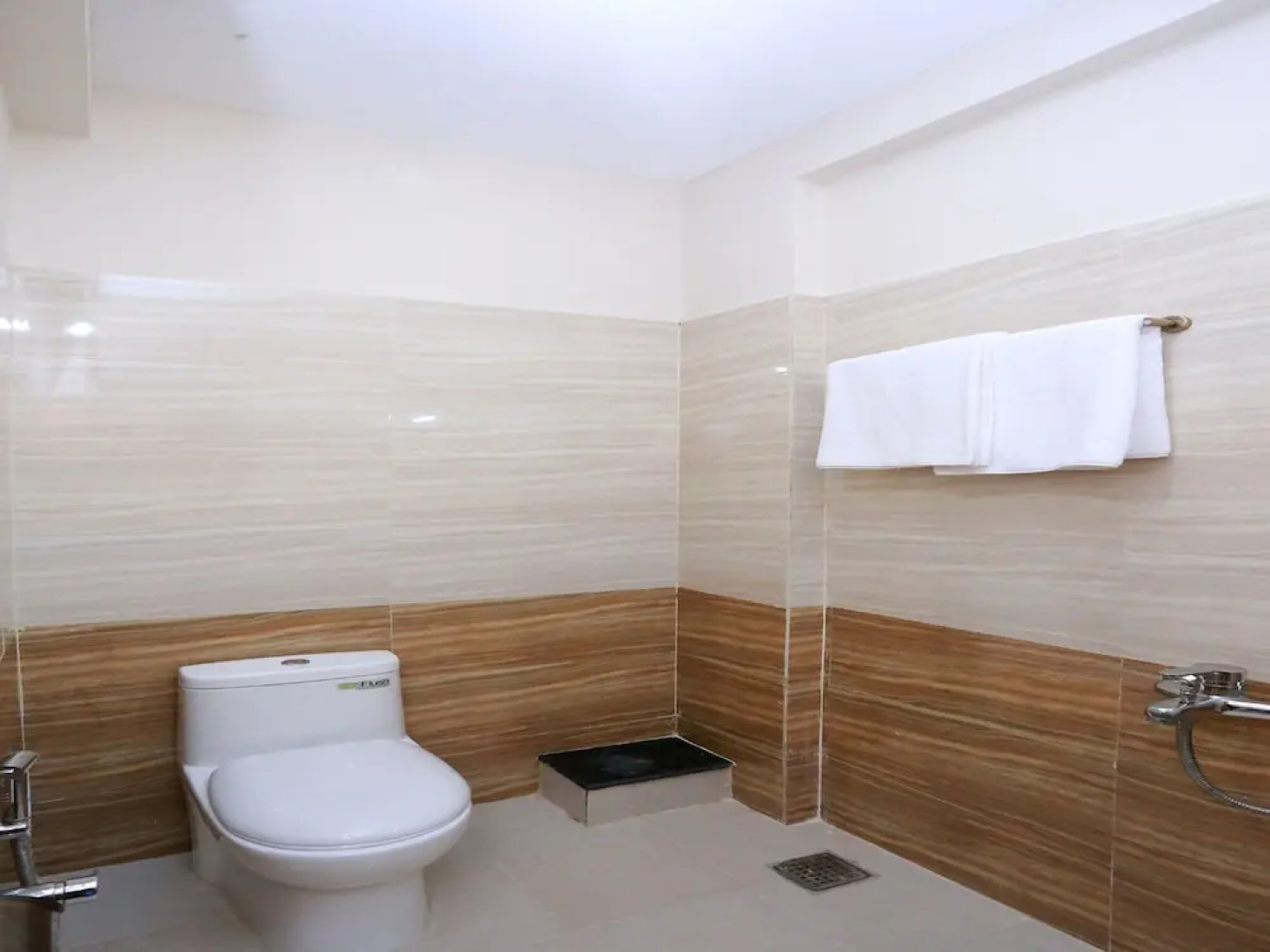 OYO 10220 near Infopark