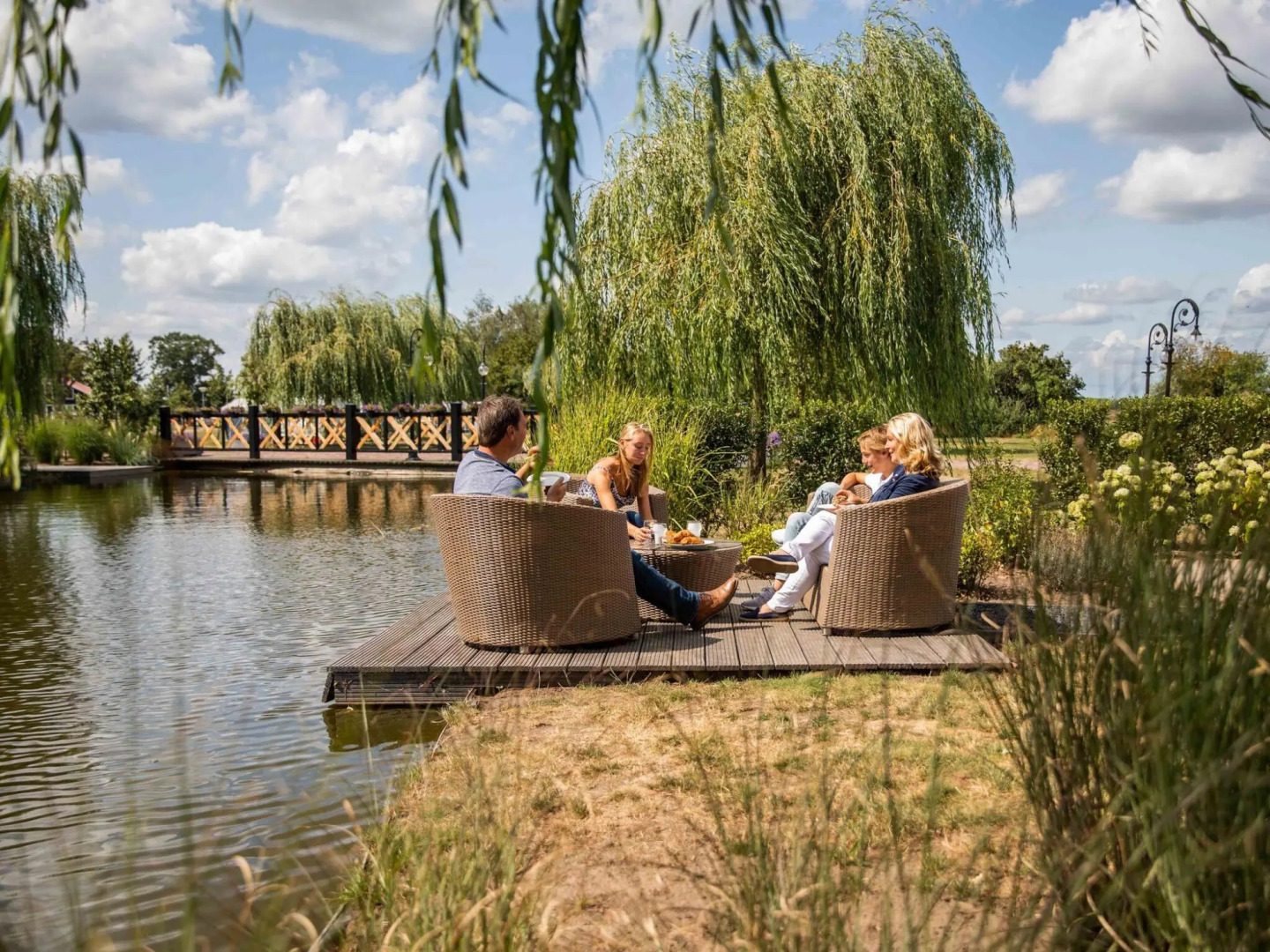 Comfortable Chalet in a Holiday Park