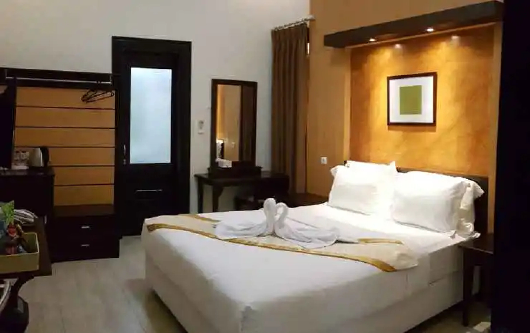 OYO 309 Avila Ketapan Rame Hotel