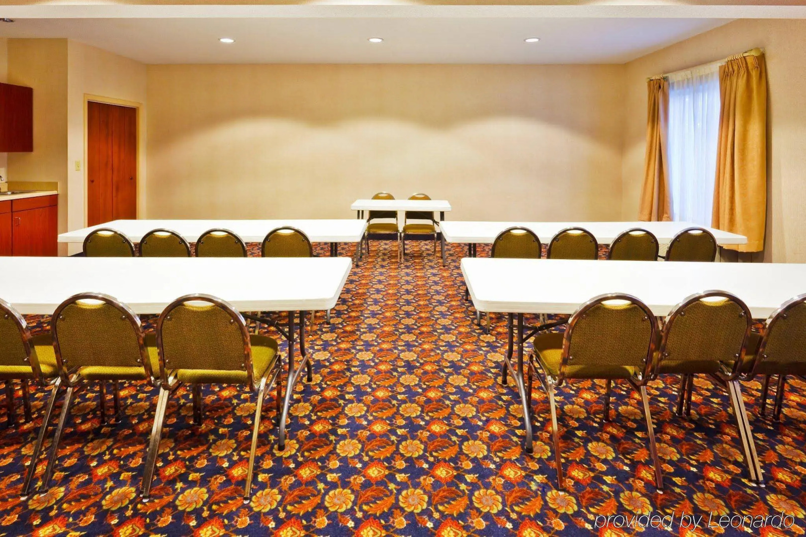 Holiday Inn Express & Suites Chattanooga (East Ridge) by IHG