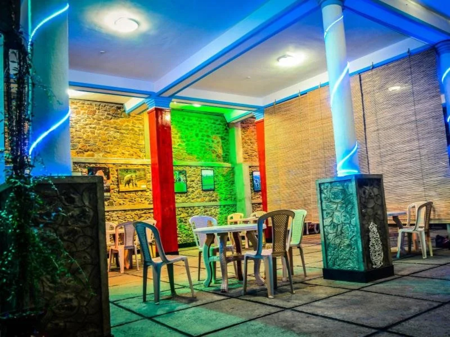 White House Holiday Inn