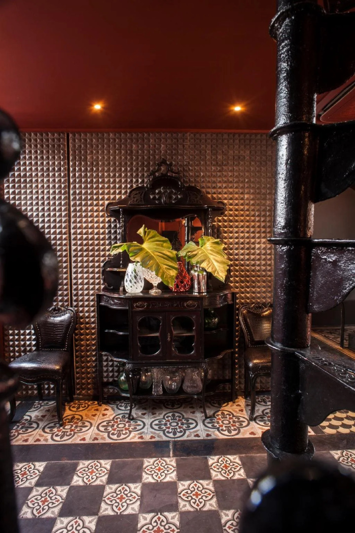 Amdaeng Bangkok Riverside Hotel