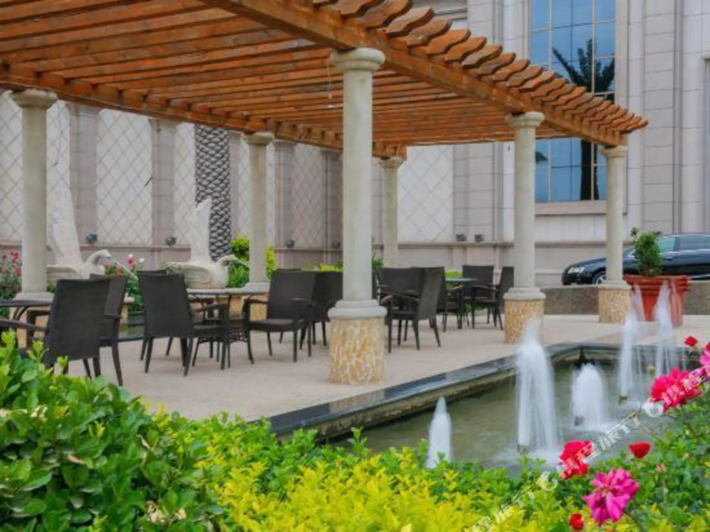 Venice Water World Hot Spring Theme Hotel