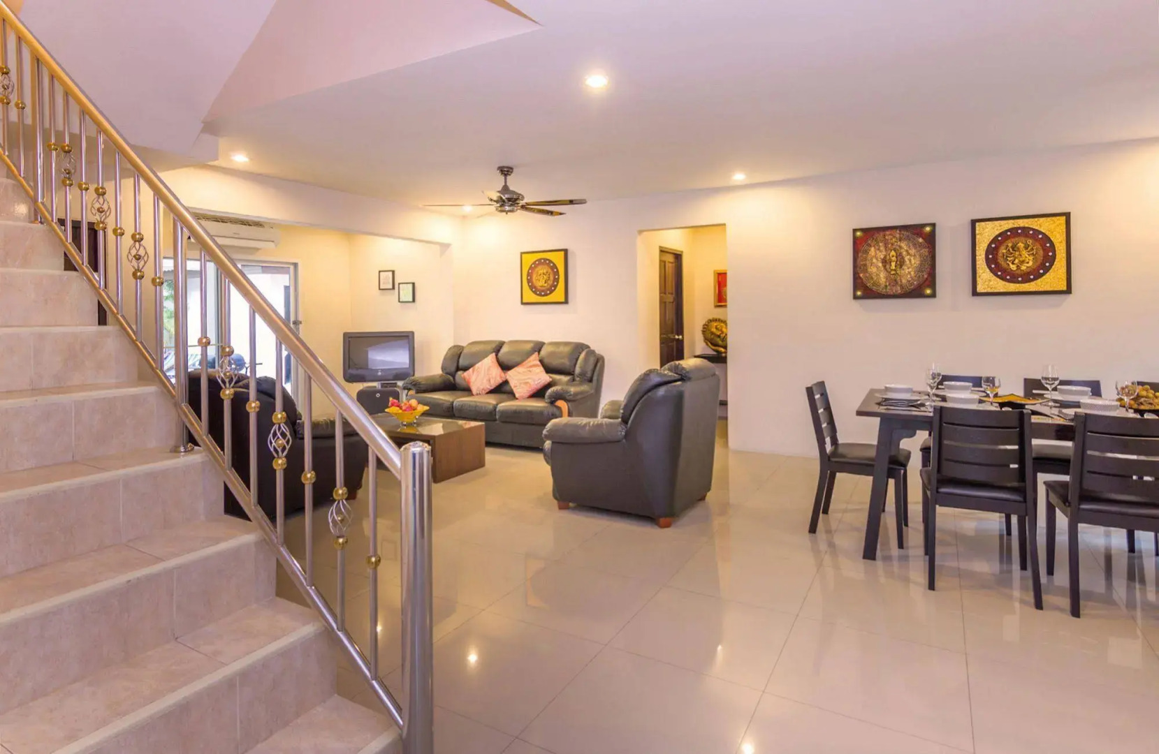 Villa Waree 5 minutes from City and Beach