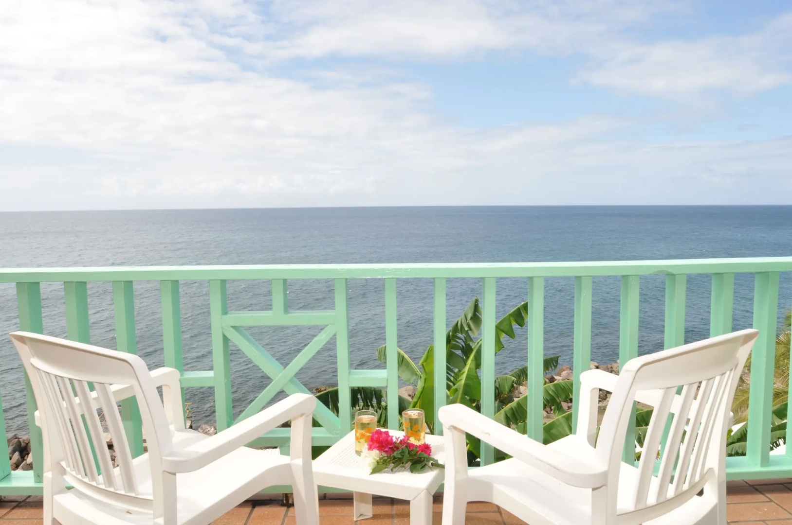 Bird Rock Beach Hotel