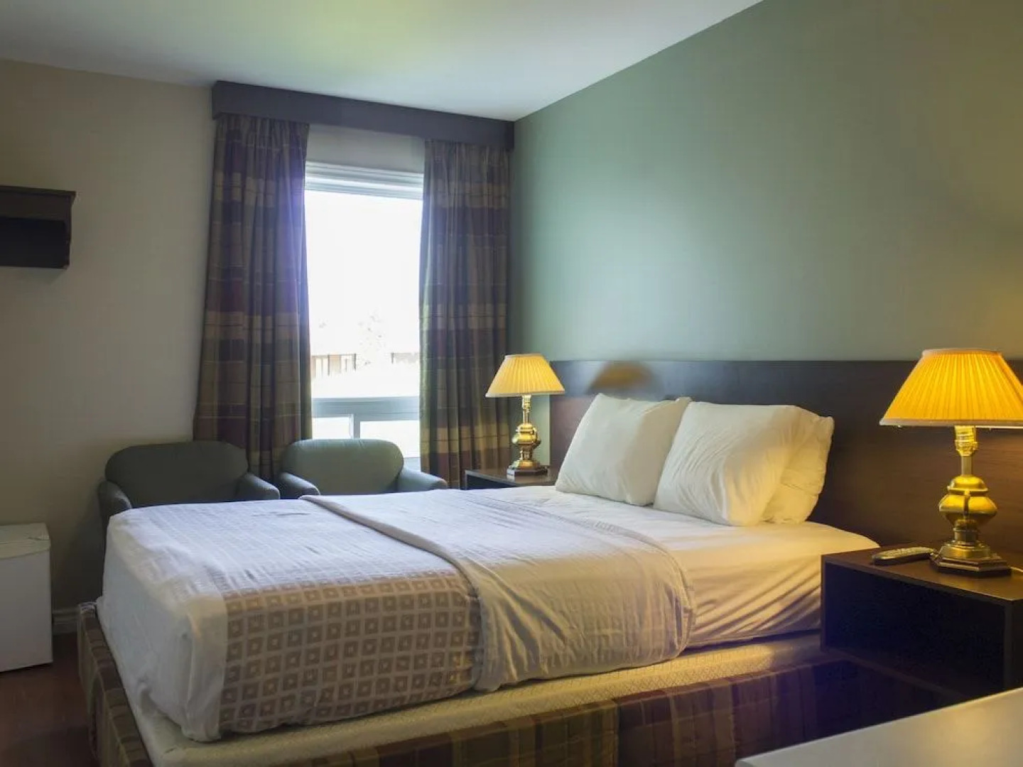 Knights Inn Flesherton