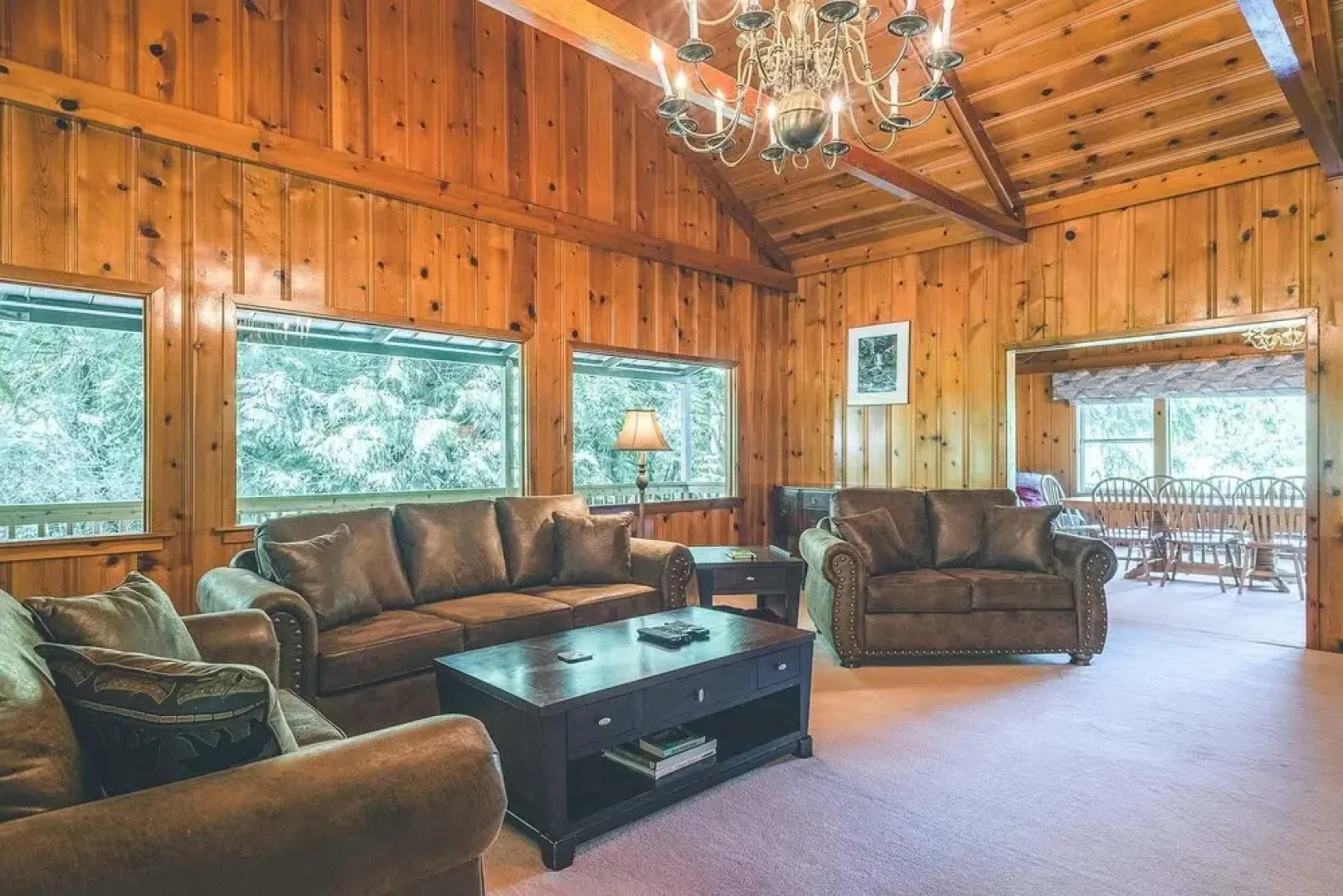 Crystal Creek Chalet