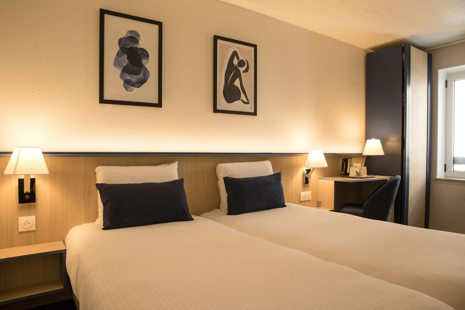 Kyriad Villefranche sur Saone Porte du Beaujolais -Rénové-