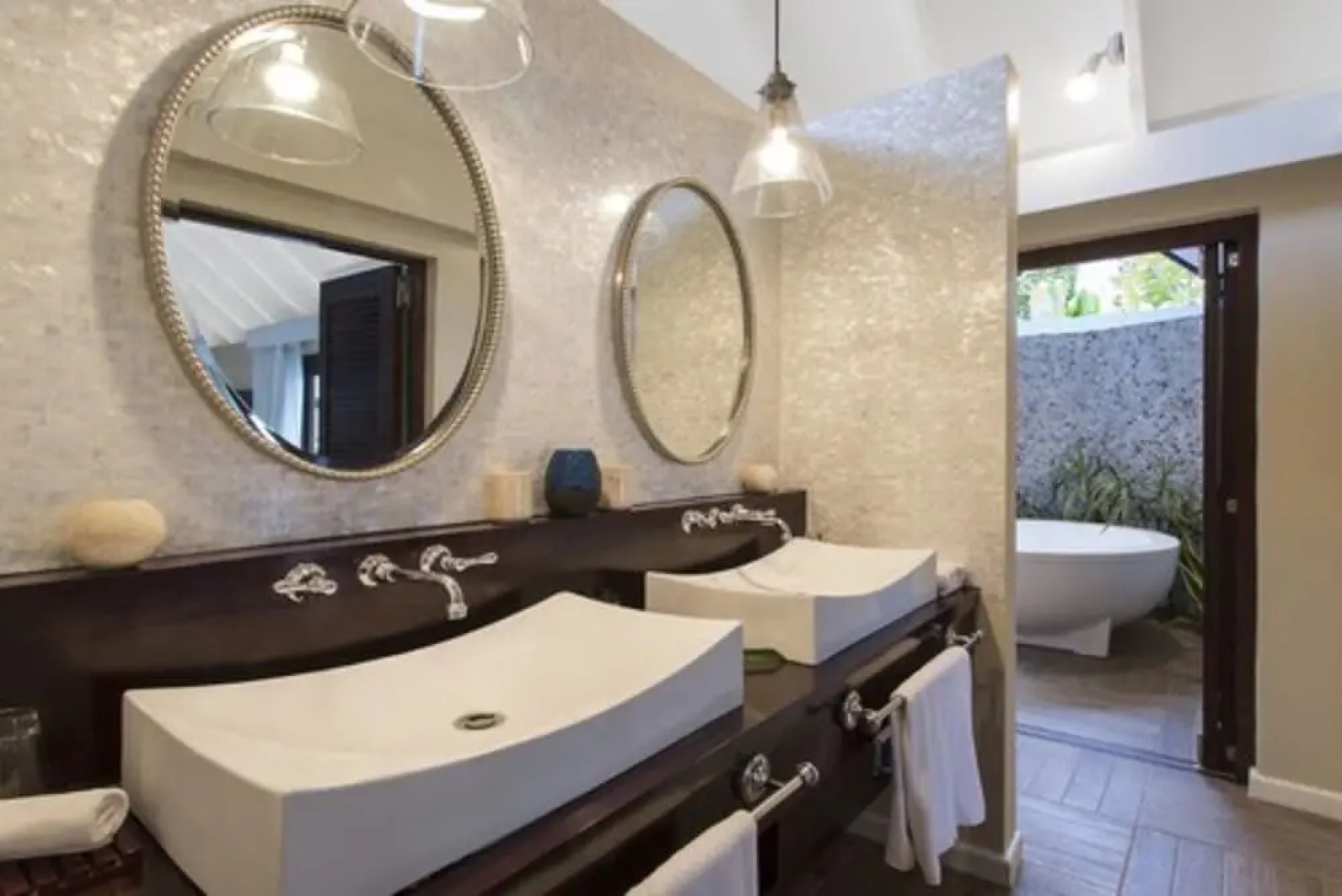 Warwick Le Lagon - Vanuatu