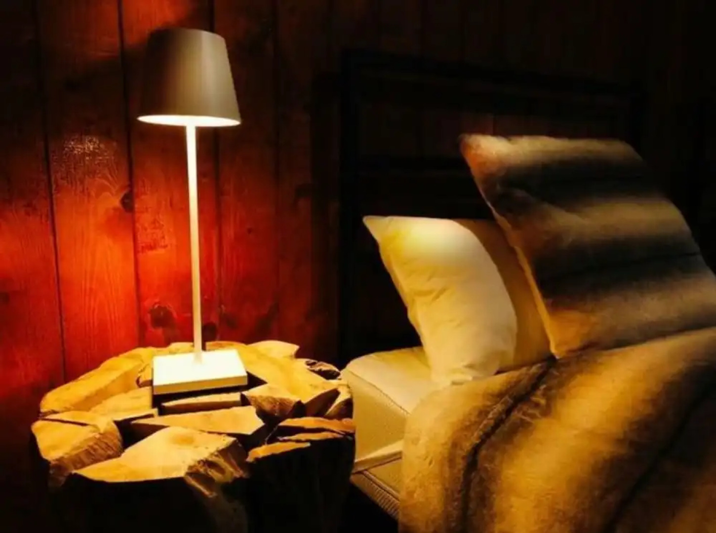 Forest House in the Roman Valley