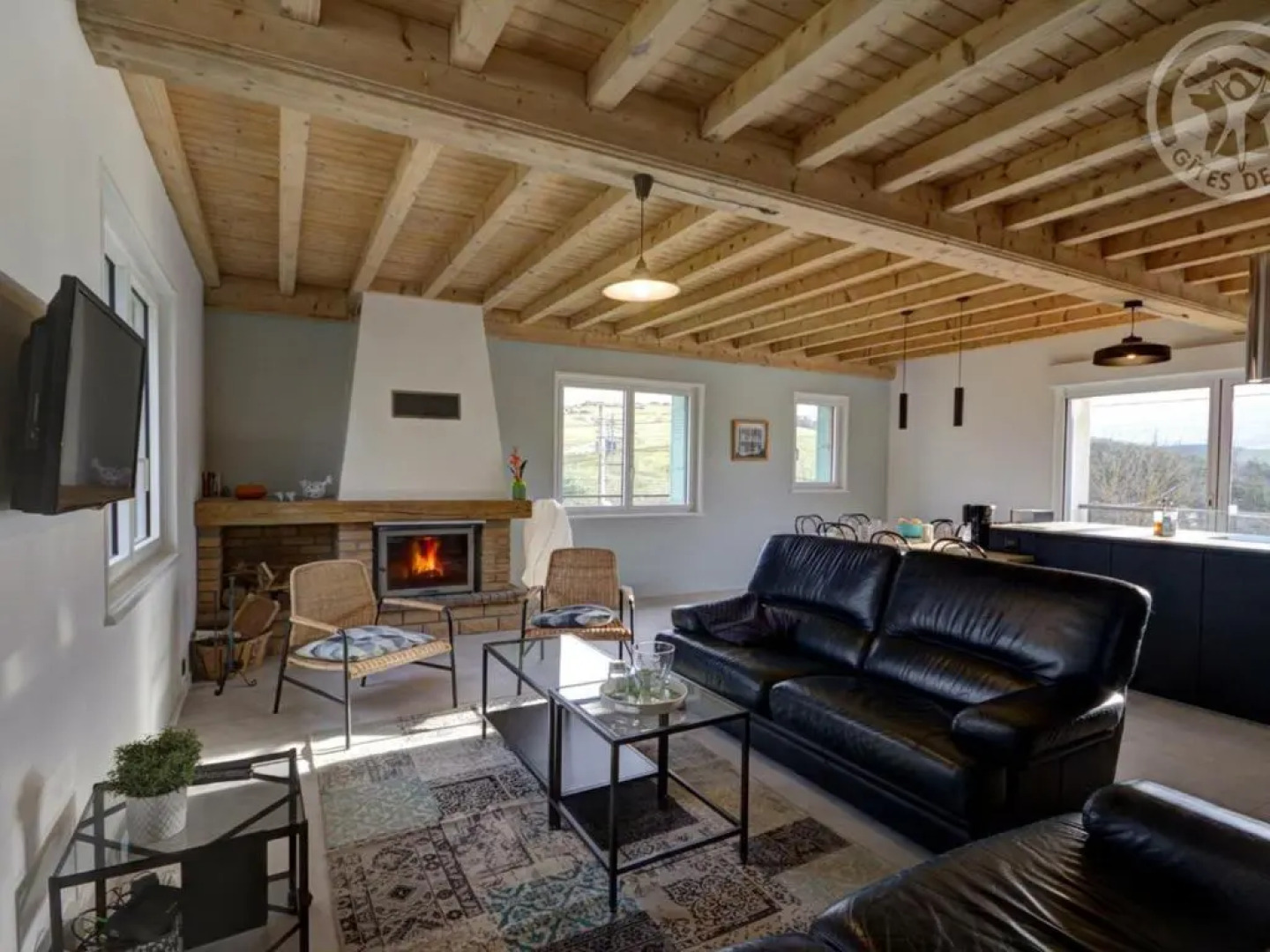 Gîte Saint-Just-Saint-Rambert, 5 pièces, 8 personnes - FR-1-496-195