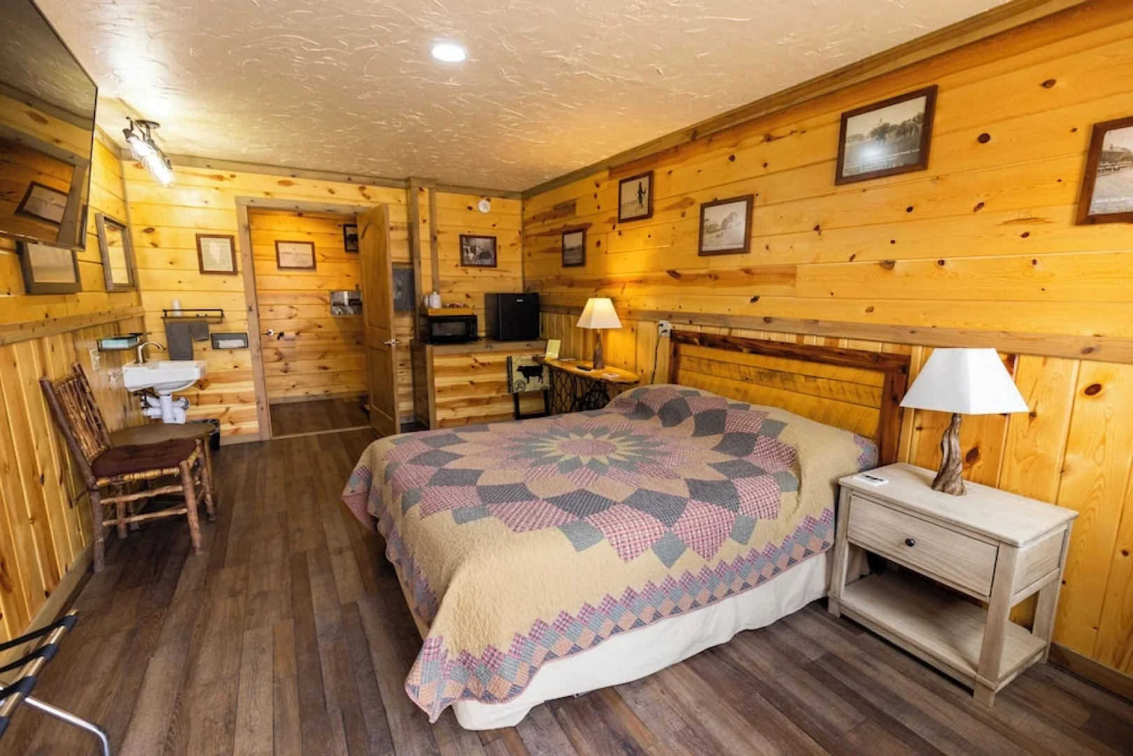 Sunset RV Park and Motel