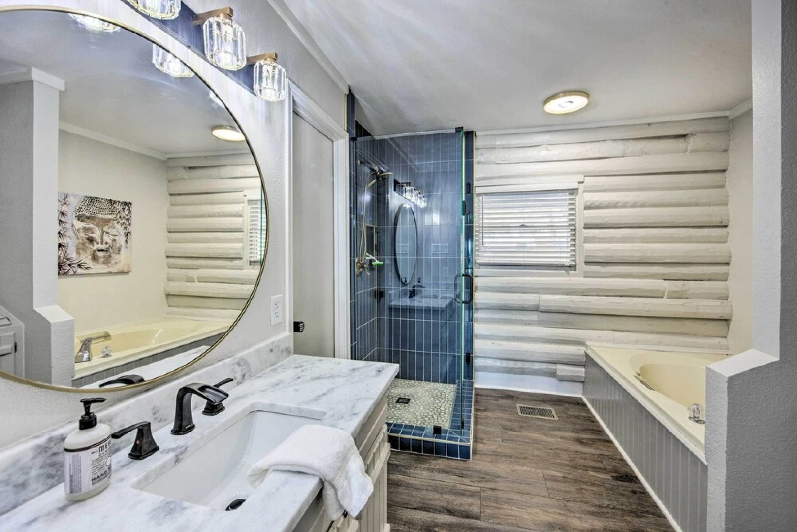 Gun Barrel City Home w/ Private Deck & Fire Pit