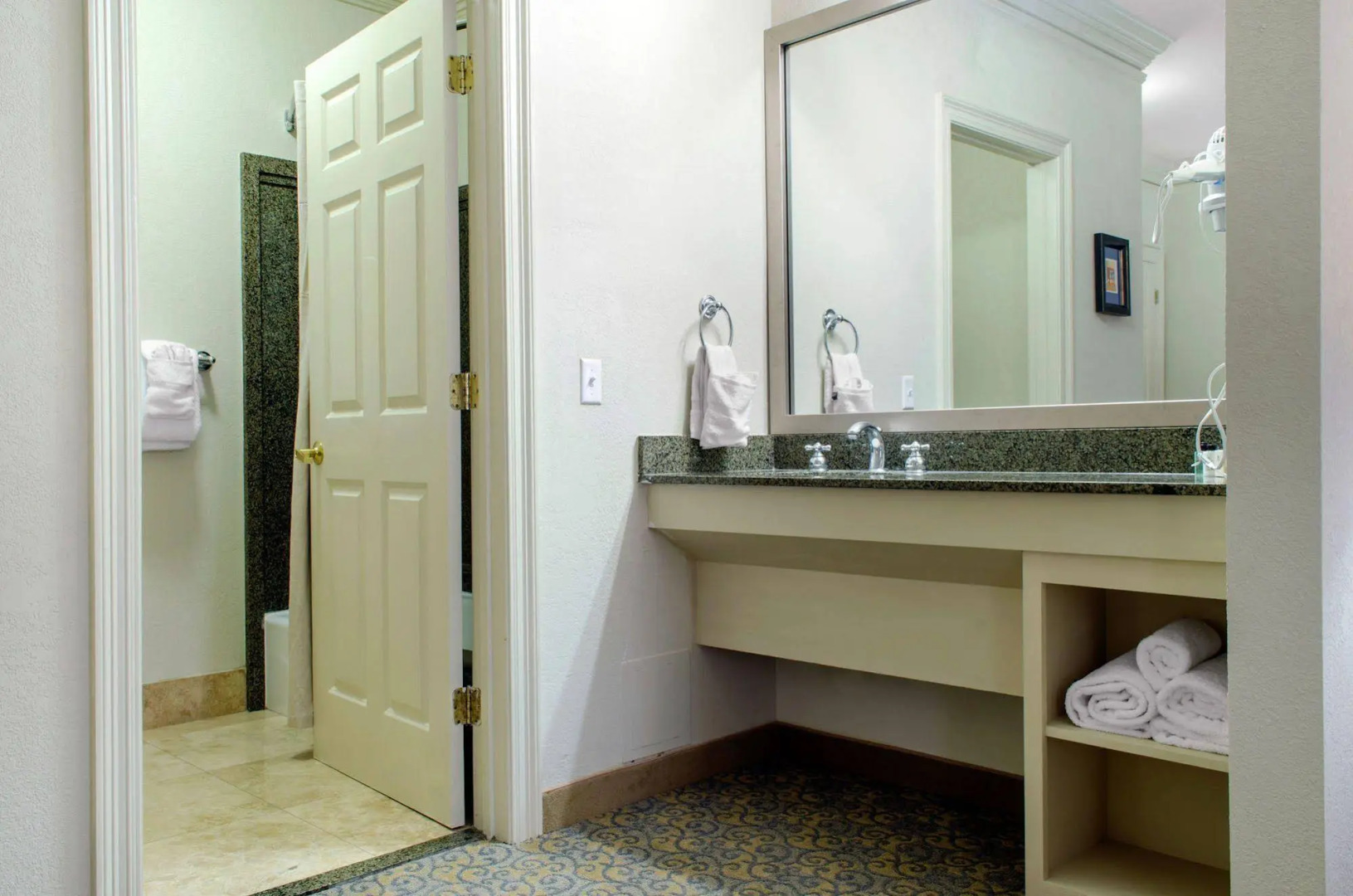 Spark by Hilton Lafayette South