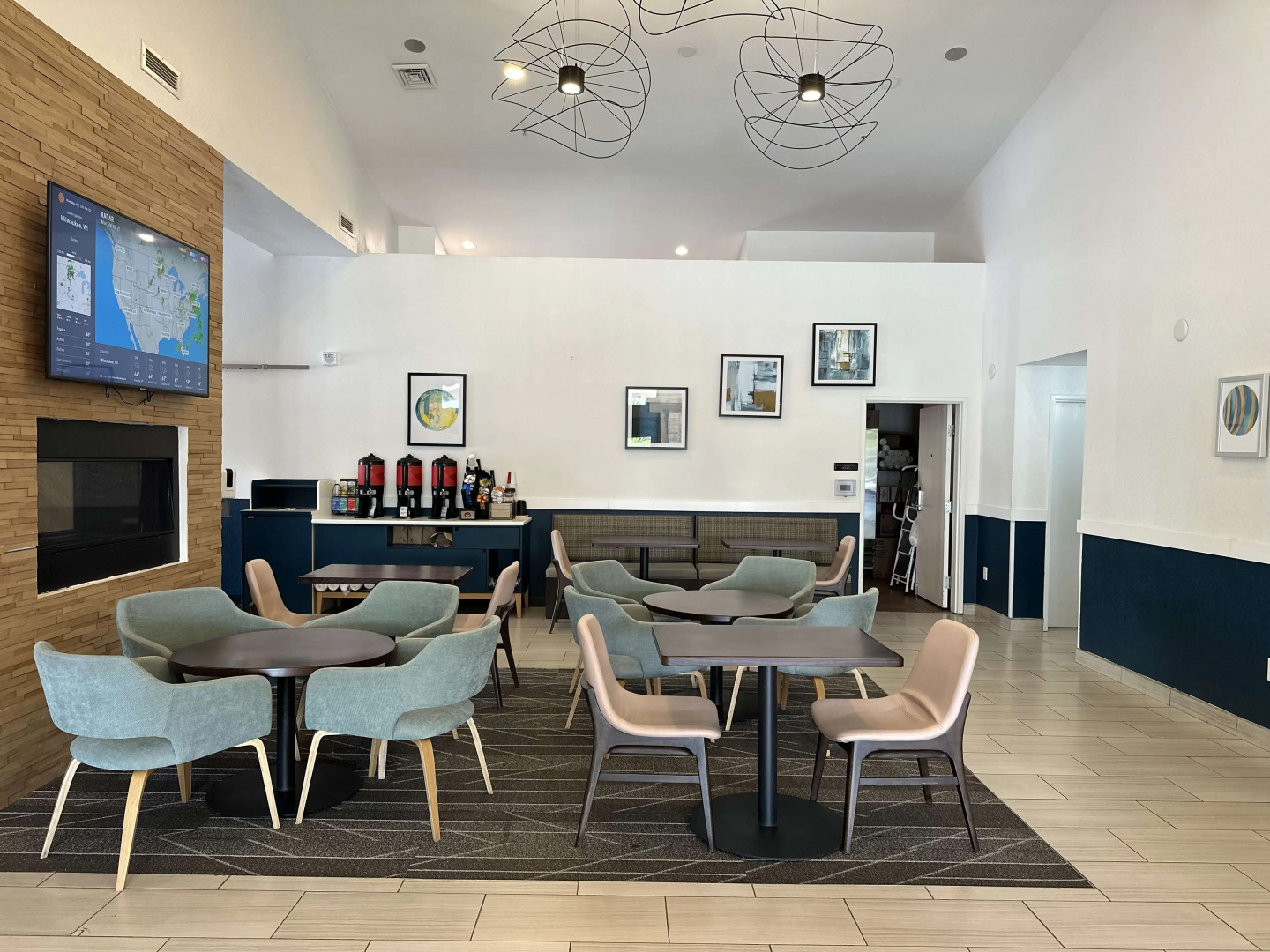 Holiday Inn Express WATERTOWN