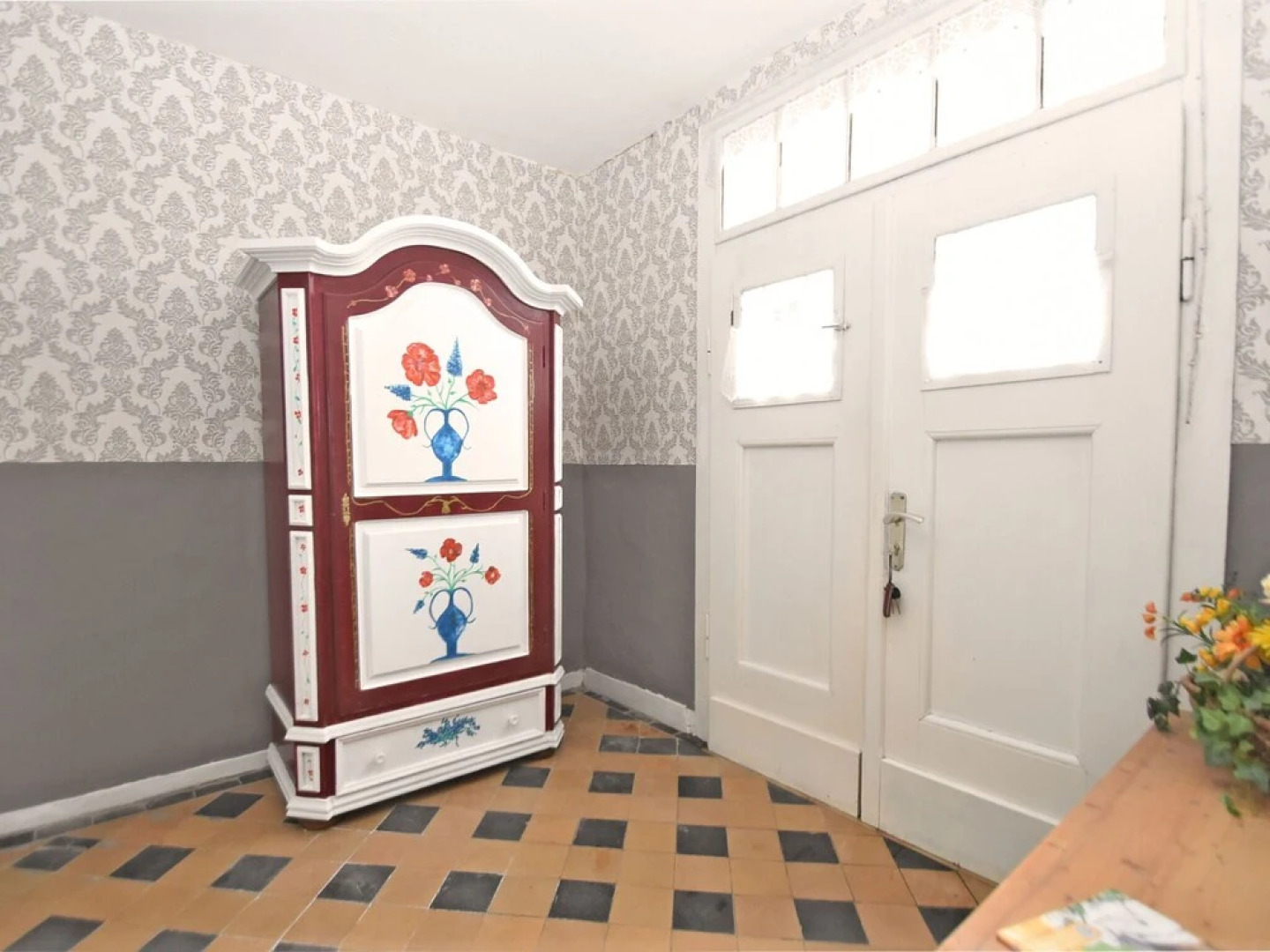 Contemporary Apartment in Bad Arolsen Hesse with private terrace and garden with barbecue