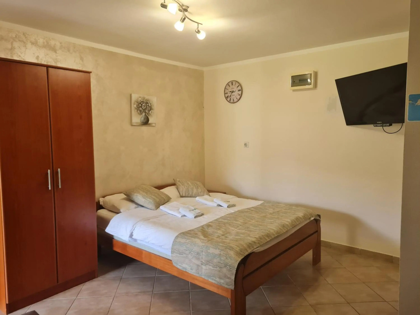 Step to Kotor bay Stoliv