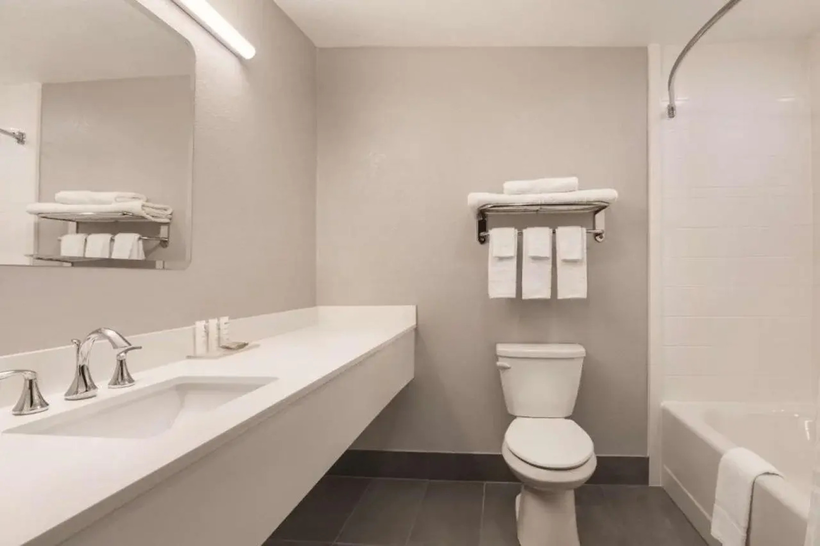 Country Inn & Suites by Radisson, Panama City, FL