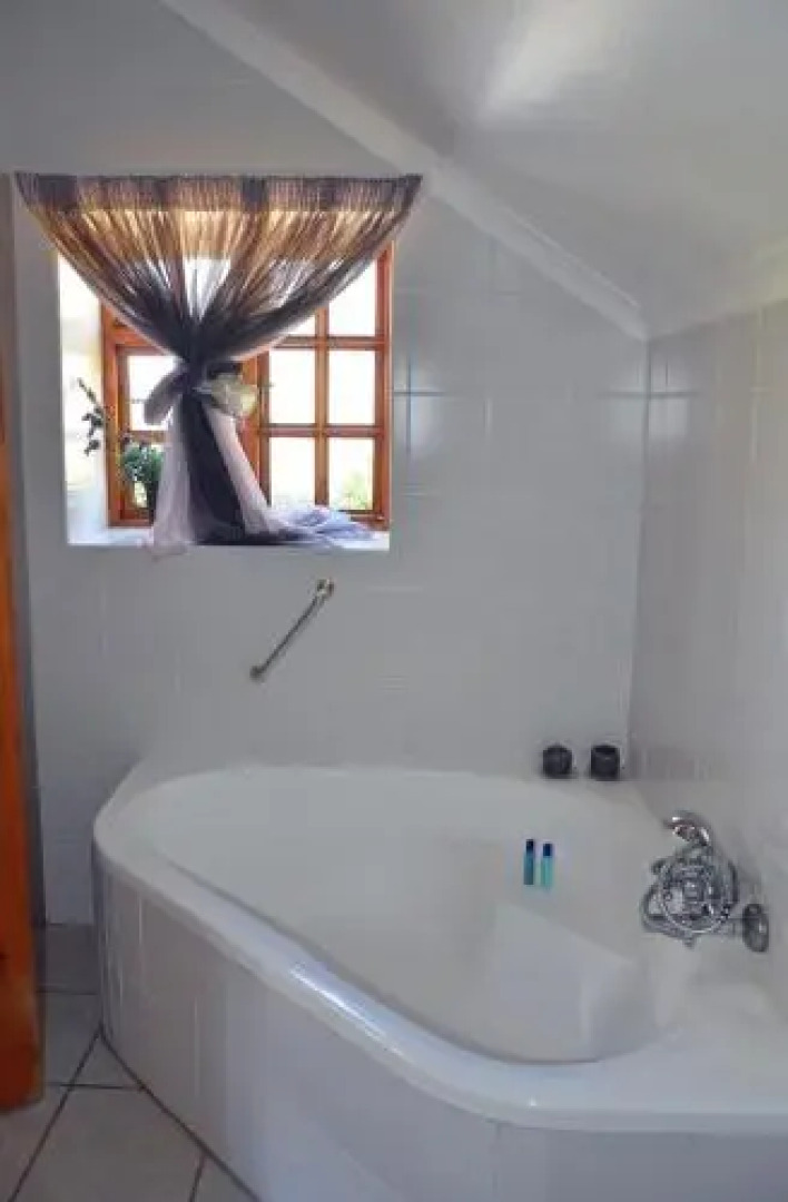 Lake Clarens Guest House