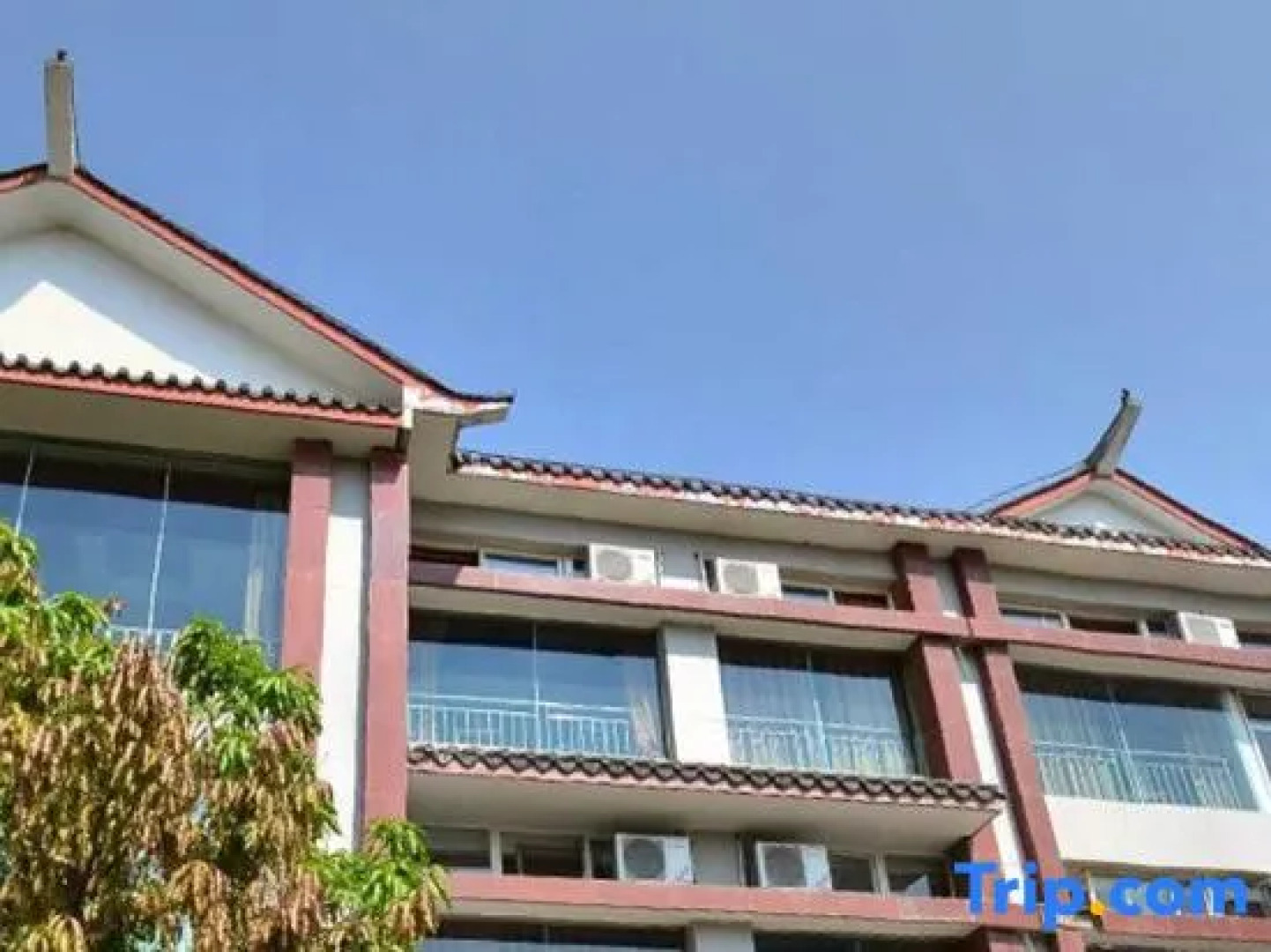Xishu Sunshine Garden Hotel
