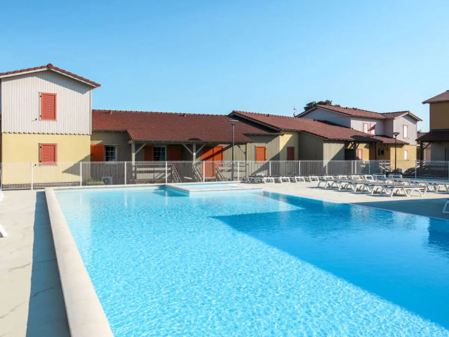 La Grenadine (MPE122)