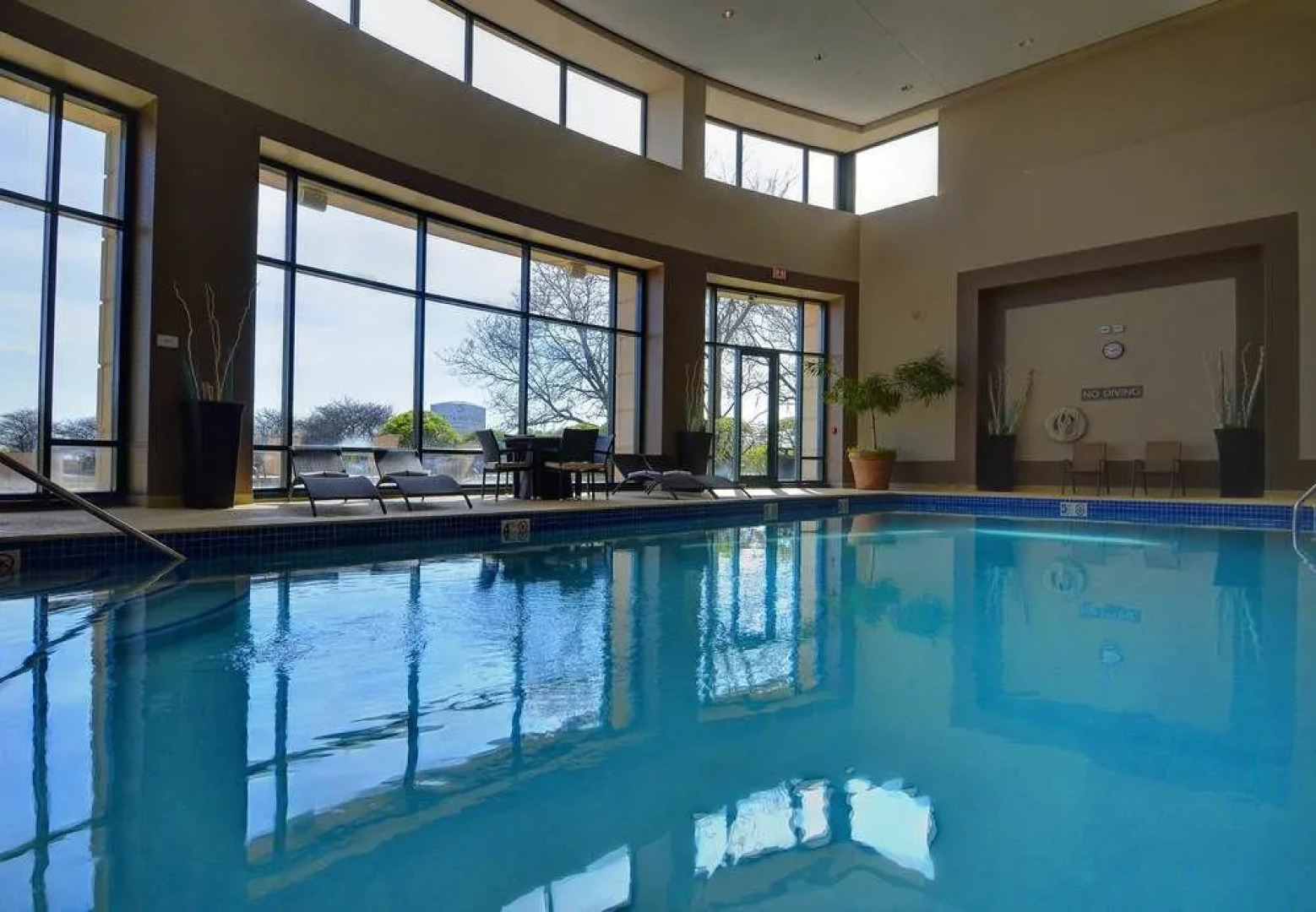 Wyndham Glenview Suites Chicago North