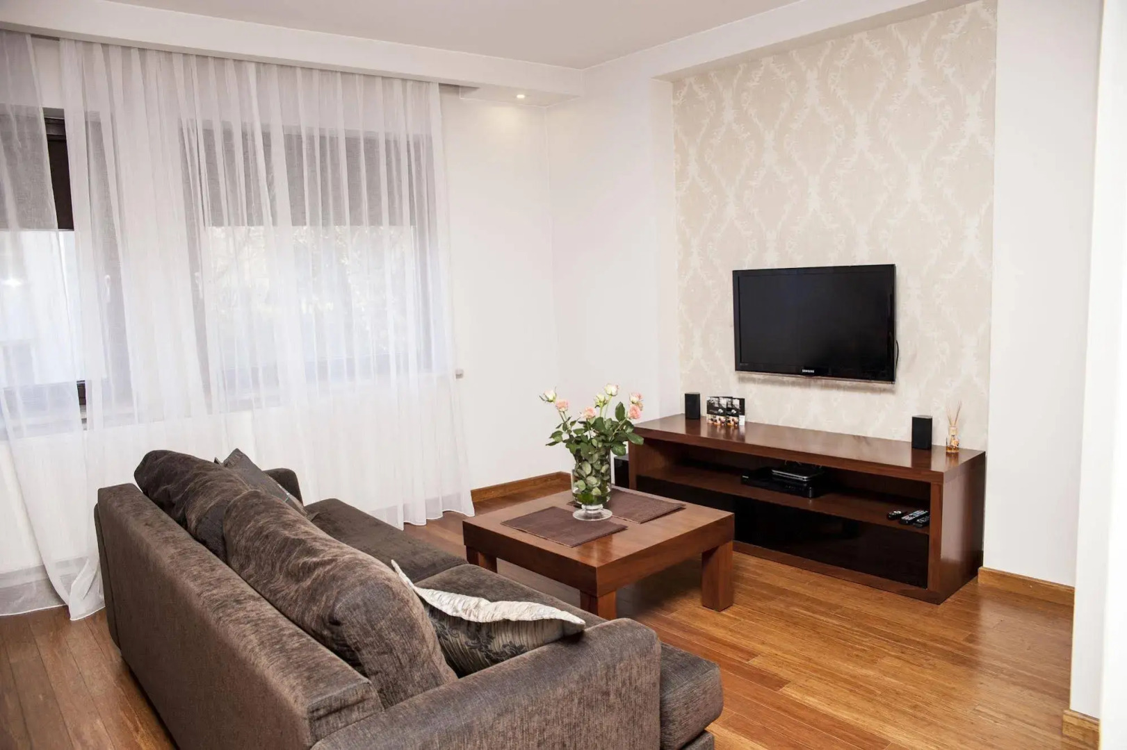 Art Residence Apartments