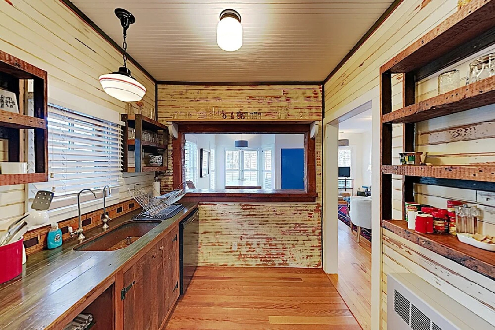 New Listing! Spacious Getaway Close To Acadia 3 Bedroom Home