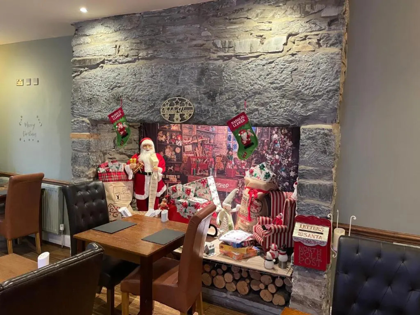 Snowdonia Holidays Caravan Hire - Aberdunant Park - 111 Silver Birch