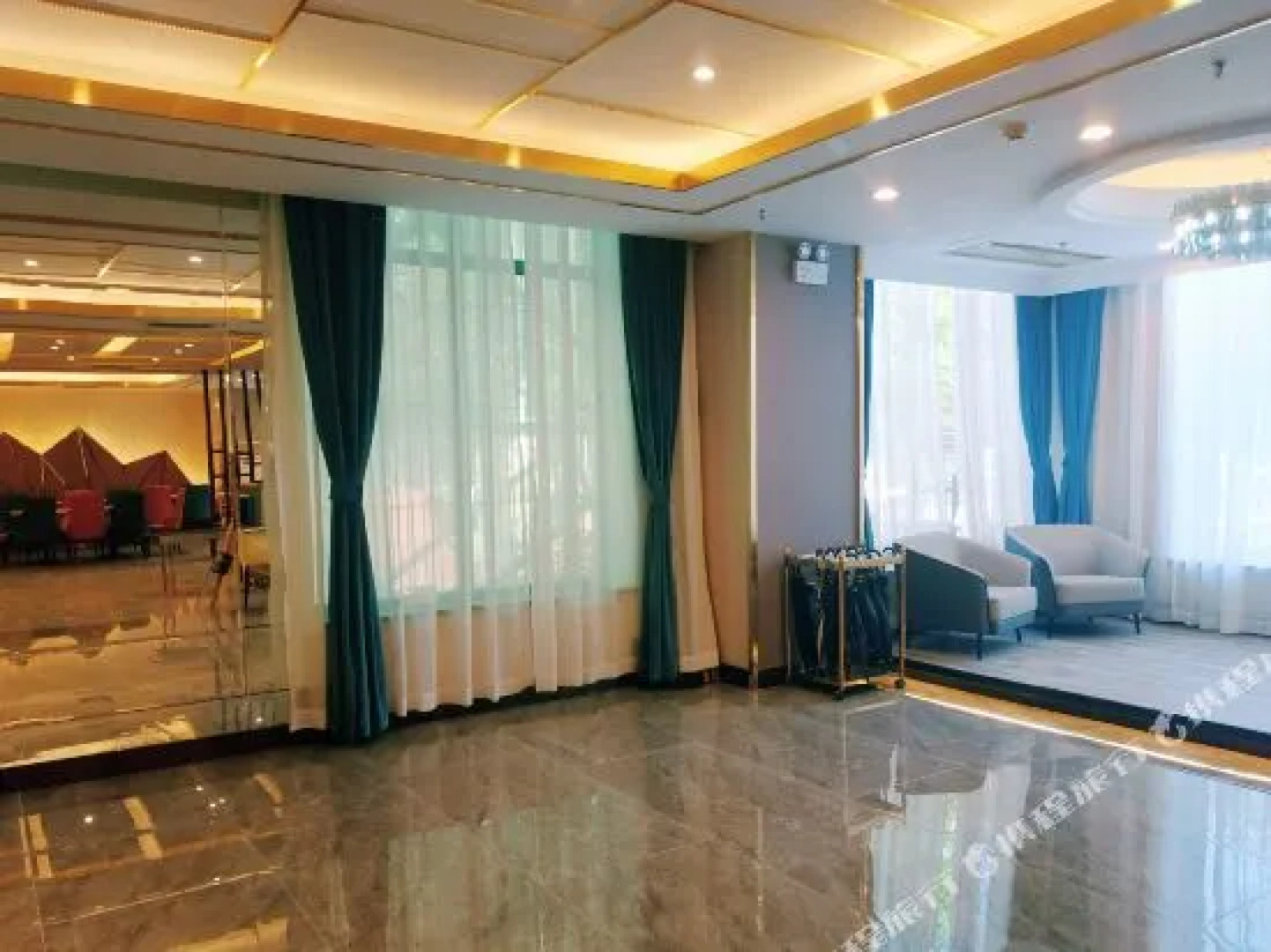 Hongfu Junggar Hotel