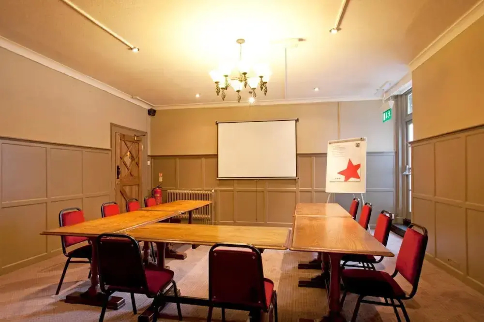 Cromwell Lodge Hotel by Greene King Inns