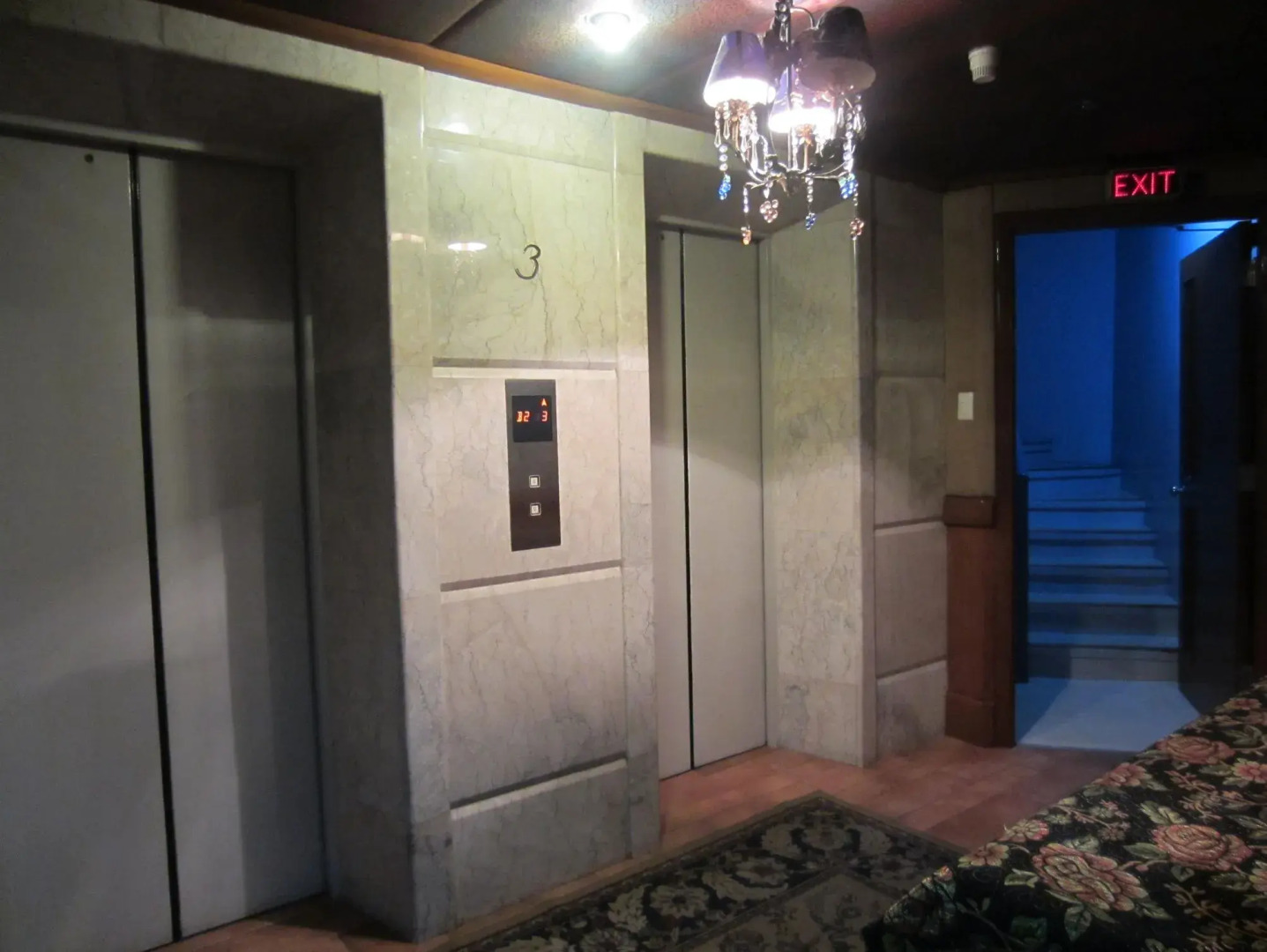 Corporate Executive Orient Suites