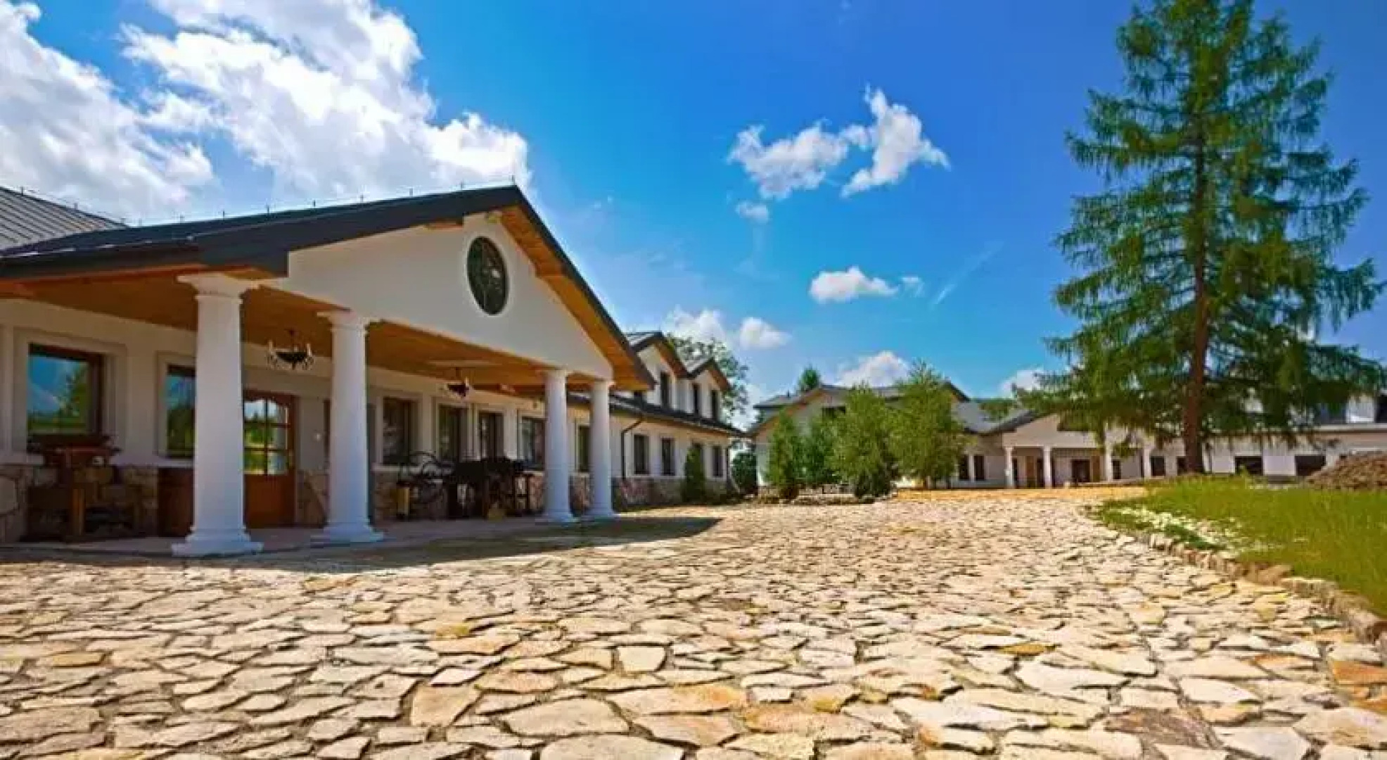 Modrzewiowe Wzgórza