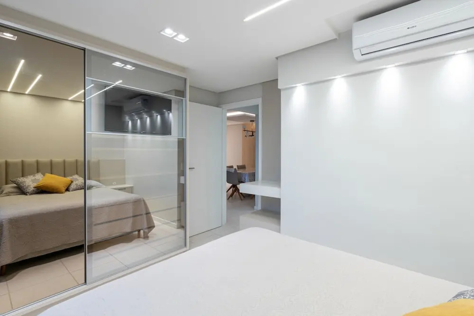 Santorini Confort Club