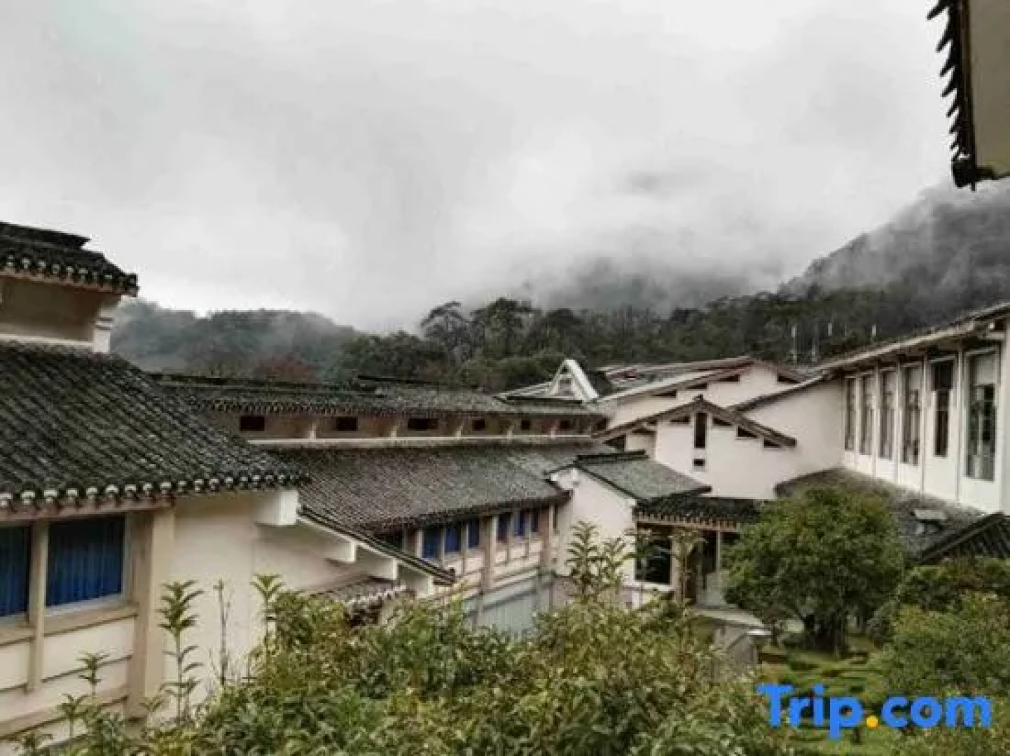 Tiantai Hot Spring Resort