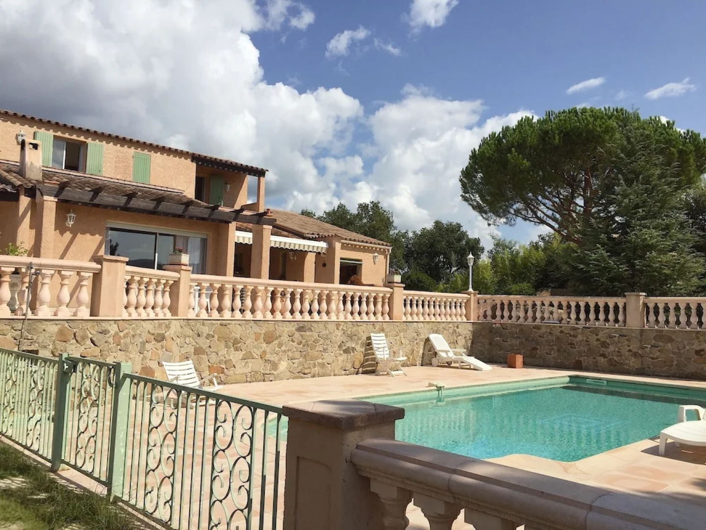 HomePlace Villa Provencale