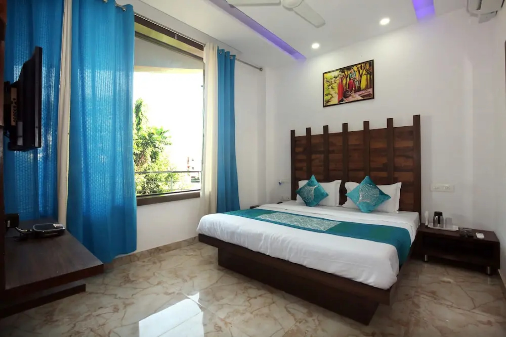 OYO 9049 Pearl Grand