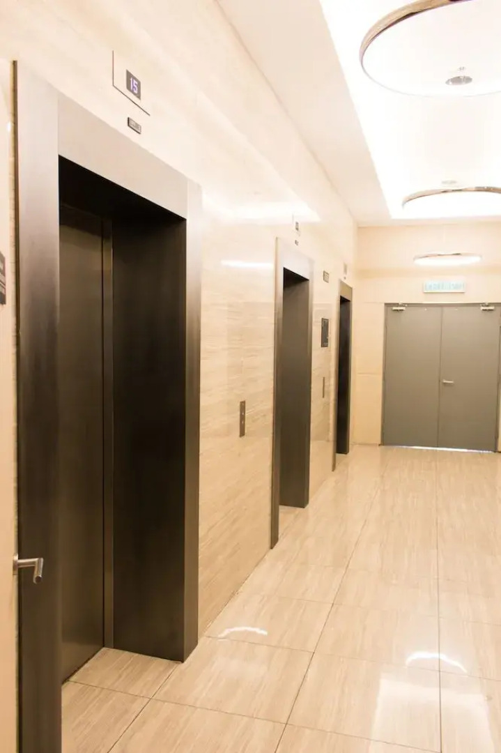 Ashton Meridin Suites