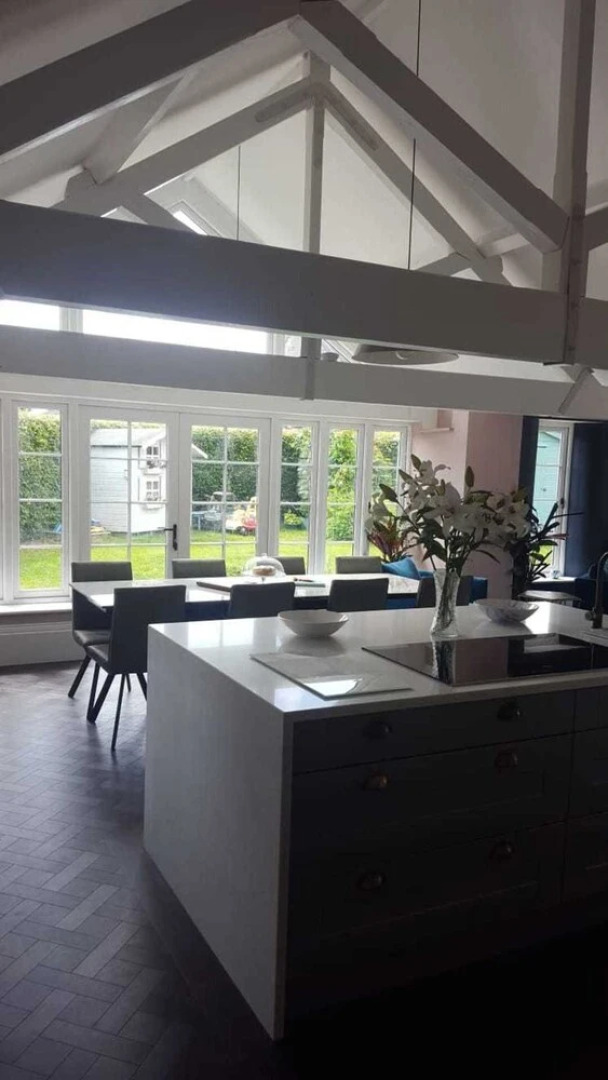 Stylish 5-bed Coach House in Badgworth