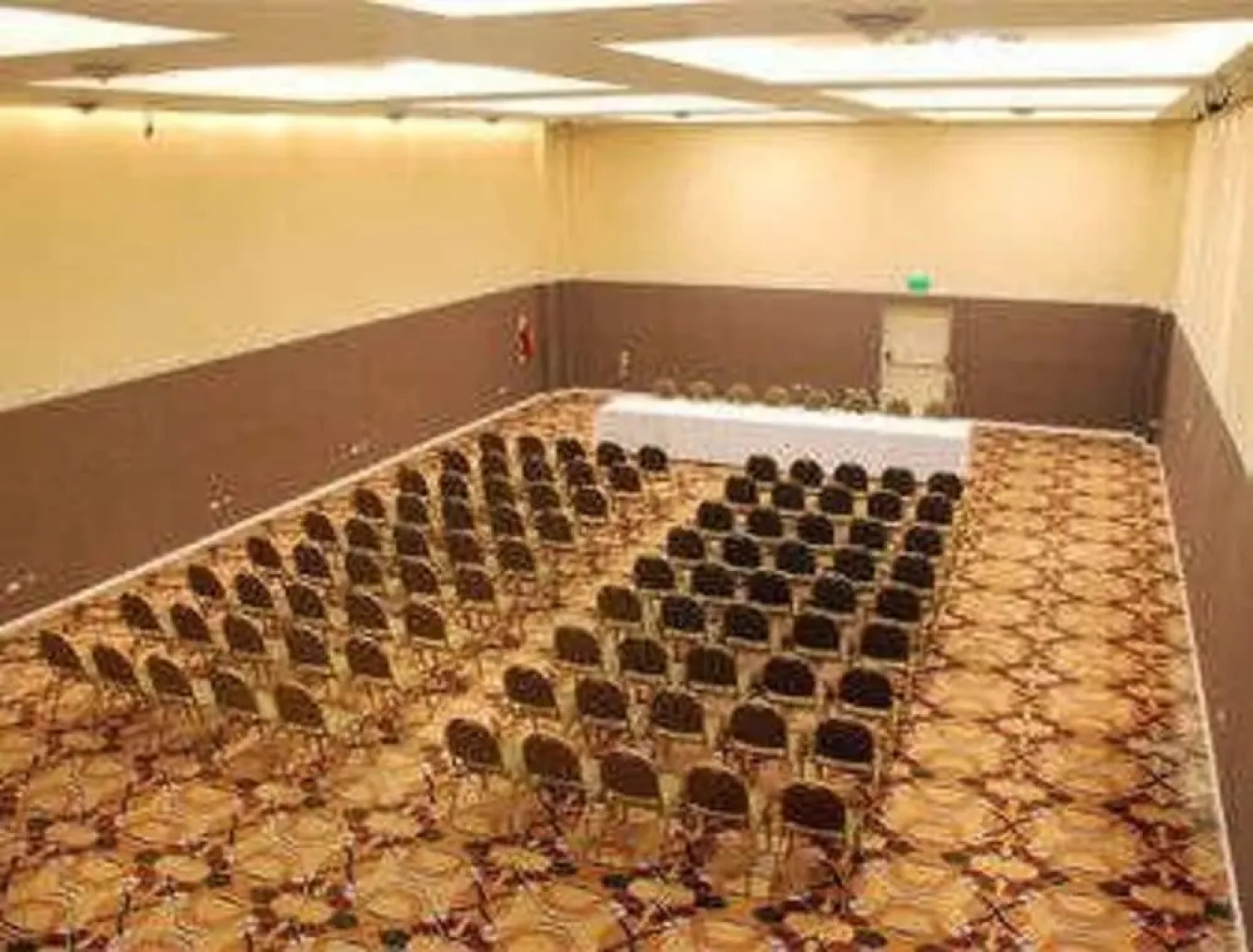 Howard Johnson by Wyndham Villa Maria Casino