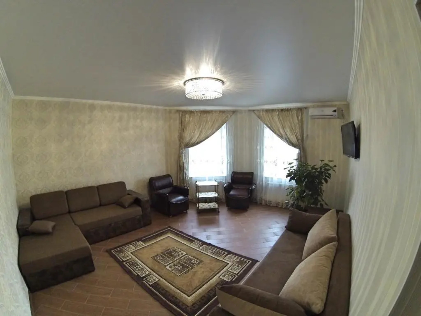 Apartment on Kyivska Street 29\53