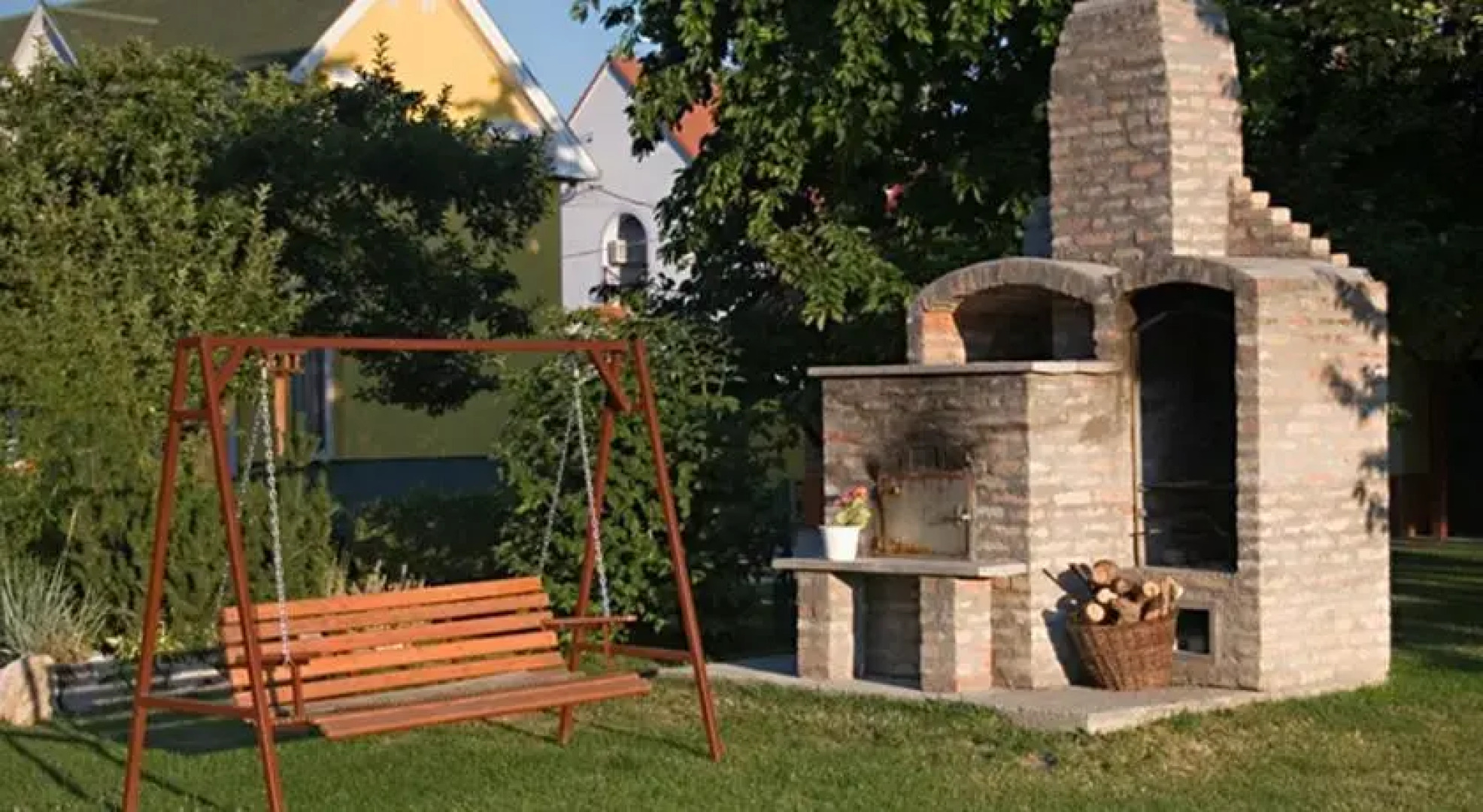 Kont Panzió és Apartmanházak