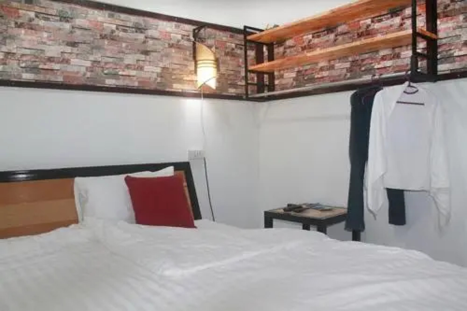 Skytime Tours & Guest House