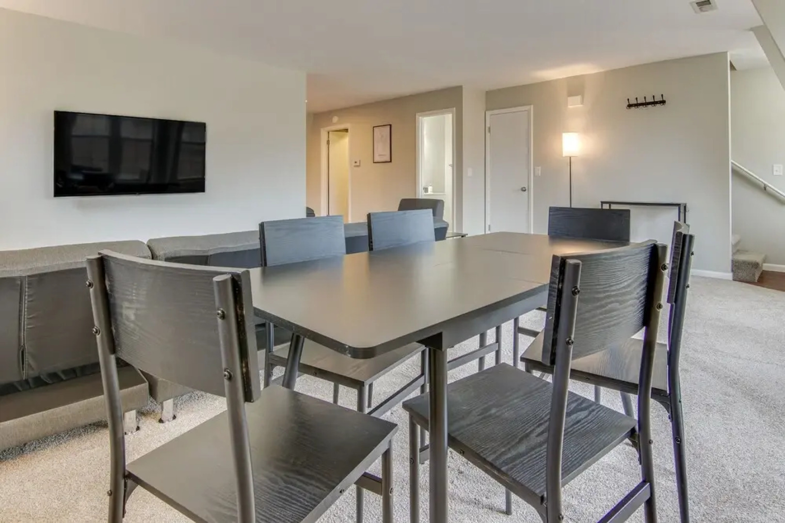 Dog-friendly Mills River Townhome: Fire Pit, Yard!