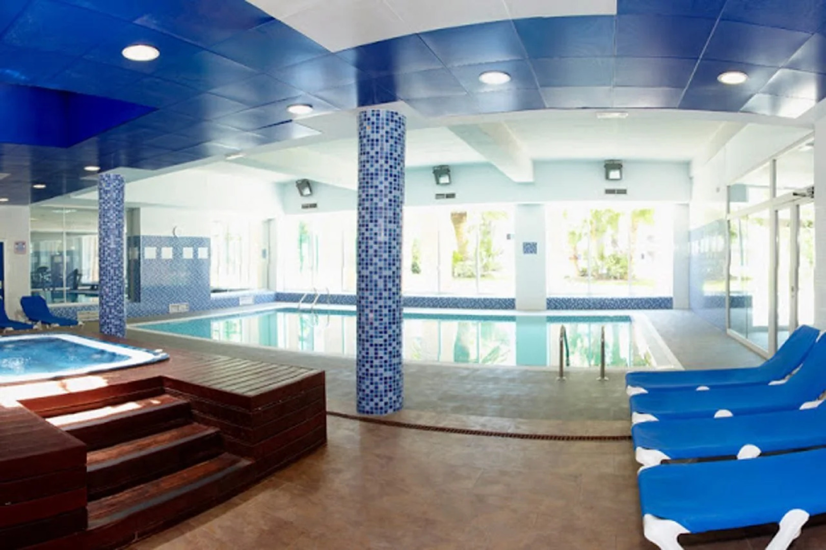 Курортный отель Ibersol Spa Aqquaria