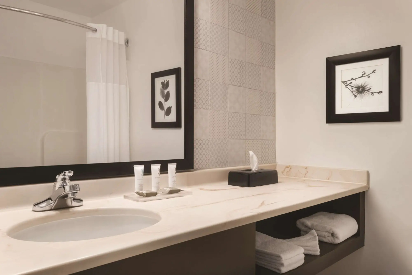 Country Inn & Suites by Radisson, Michigan City, IN